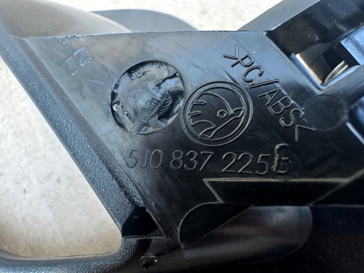 фото №11, Skoda fabia ii hb ручка внутрішня обшивка ліве зад 5j0837225b