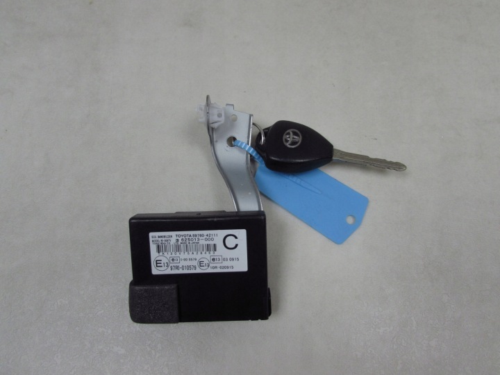 фото №13, Toyota rav4 iii 2.0 vvti 05-14 модуль блок управления  иммобилайзера иммобилайзер ecu