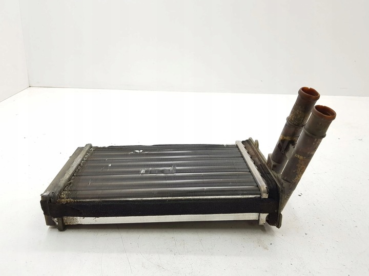 фото №5, Audi a4 s4 b5 8d 1997 радиаторов нагревателя