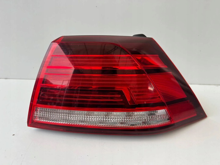 фото №1, Vw golf vii 5g0 рестайлінг лампа права зад 5g0945096 q оригінал