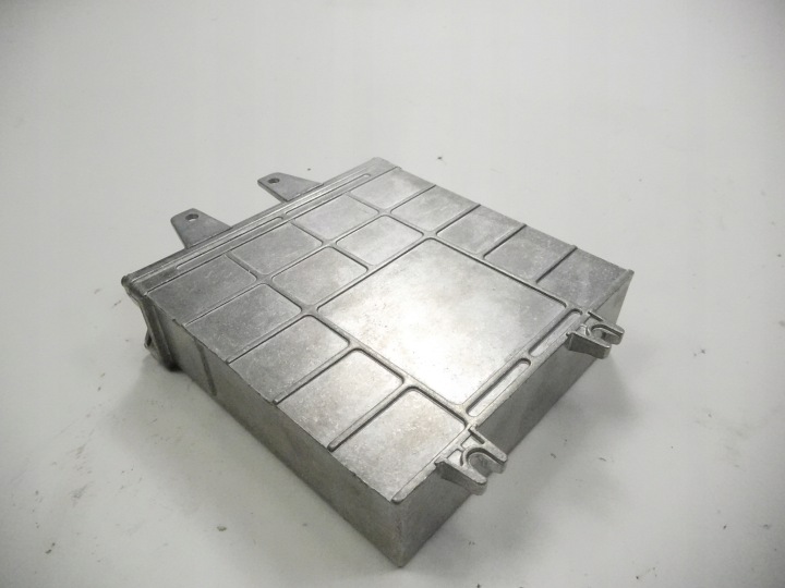 фото №5, Блок управления двигателем (ecu) golf polo audi 100 8d0907557hx