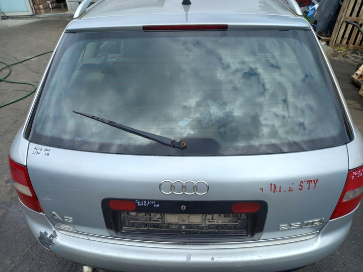 фото №10, Audi a6 c5 рестайлінг накладка кришки багажника зад універсал