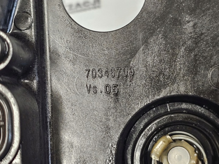 фото №7, Mercedes w212 1.8 b cgi 271860 корпус фильтра масла a2711801410