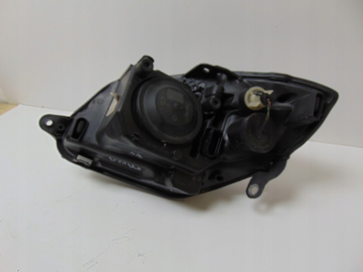 фото №10, Лампа правая перед skoda fabia ii roomster европа красивая демонтаж