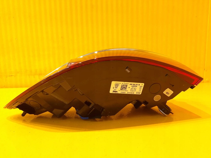 фото №7, Audi a8 d5 лампа зад левая oled matrix 4n0945207m