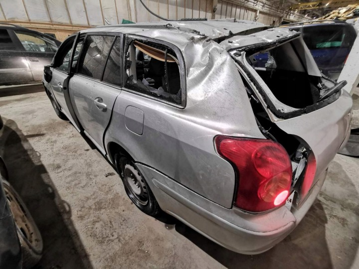 фото №9, Toyota avensis реле 2004 2.0l 0332011001 0332011001