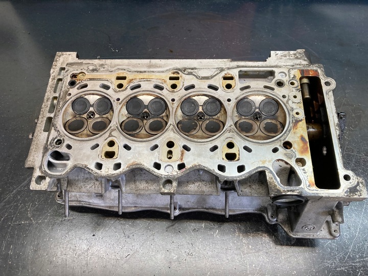 фото №8, Головка двигателя комплектная 7505975 bmw e87 e81 e90 n45 n45b16a