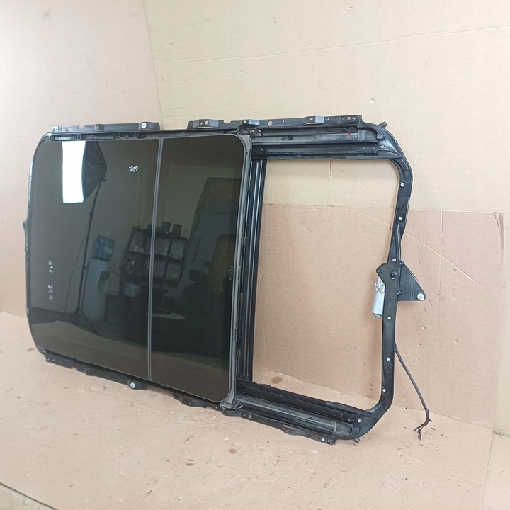 фото №10, 2007 bmw 5 e60 e61 люк комплектный 7198980