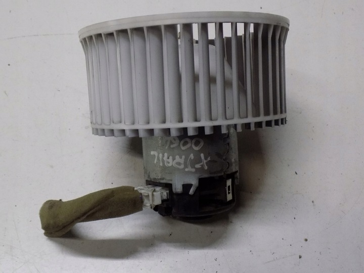 фото №7, Nissan x-trail t30 2.5 воздуходувка вентилятор воздуховод