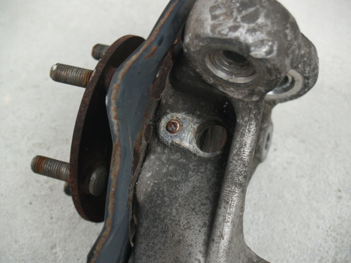 фото №4, Поворотна опора ступиця права правий перед toyota prius ii