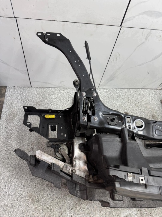 фото №11, Передняя панель усилитель радиатор bmw x1 f48 2015-2018 2.0 d автомат