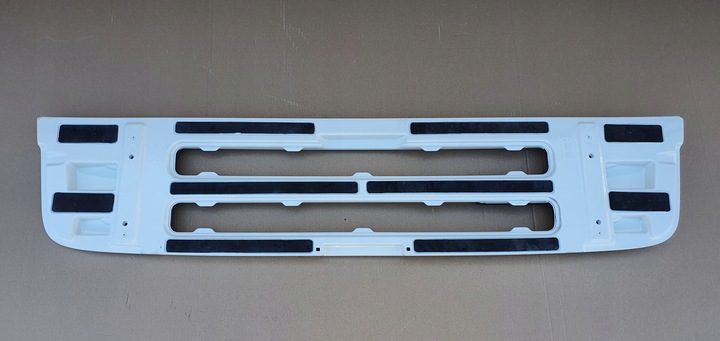 фото №11, Scania r xpi лавка решётка радиатора решётка нижняя 1885940