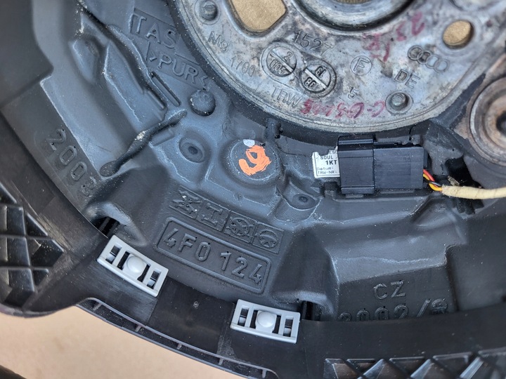 фото №12, Кермо шкіряний багатофункціональна audi a4 b8 8k a5 8t a6 c6 4f оригінальний номер eu