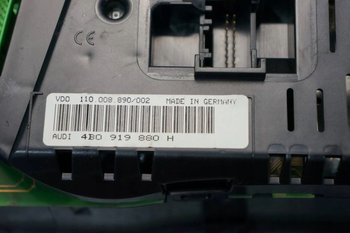 фото №7, Спідометр  прилади спідометр audi a6 c5 2.4 бензин європа - 4b0919880h