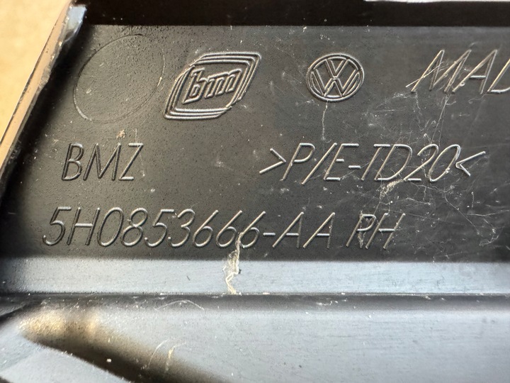 фото №9, Volkswagen golf 8 решётка бампера переднее левая правая 5h0853665 5h0853666