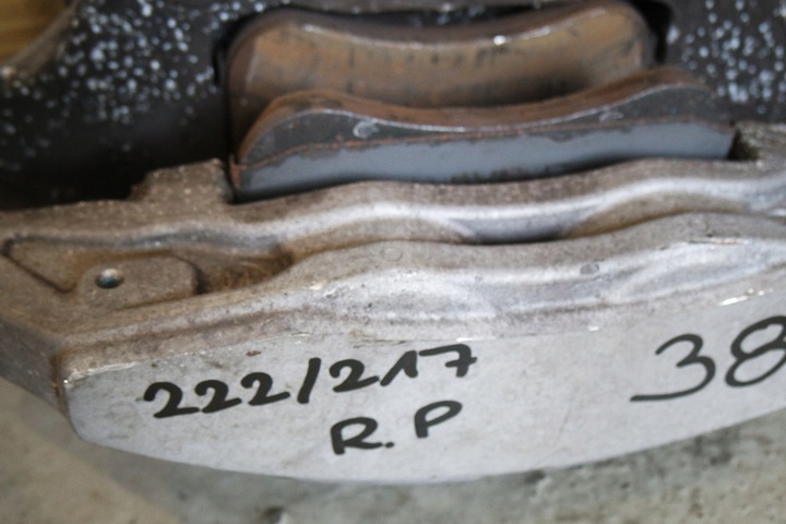 фото №6, Супорт гальмівний праві перед mercedes w222 / nr38