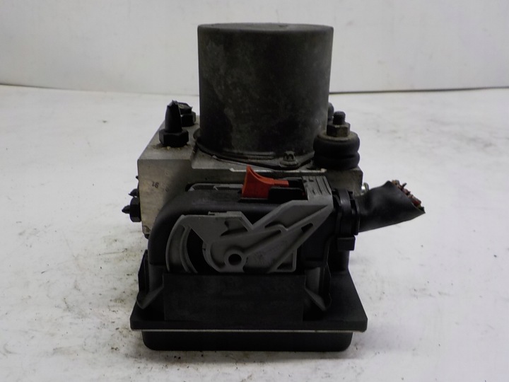 фото №11, Audi a4 b7 блок управления abs 0265234333 8e0614517al 0265950473 8e0910517e