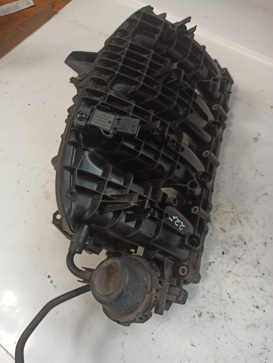 фото №13, Volkswagen passat b8 колектор всмоктуючий 06l133201as