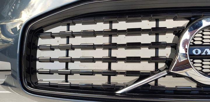 фото №7, Volvo v60 s60 r-design бампер перед переднее 31690530