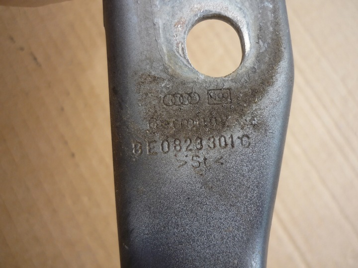 фото №9, Комплект петли капота перед lx7z audi a4 b6 b7 8e0823302c 8e0823301c