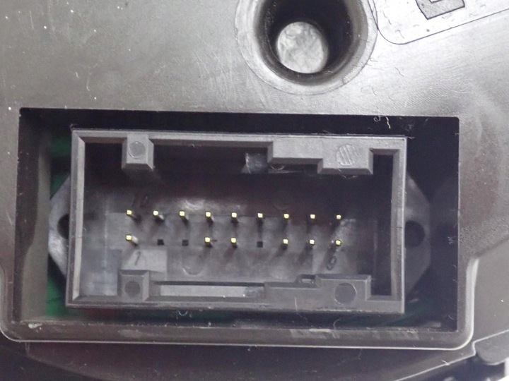 фото №11, Спидометр приборы европа 5e0920751c skoda octavia iii 5e 1.6 tdi 17r