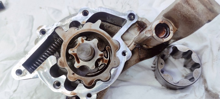 фото №8, Насос масла audi vw seat 1.4 tfsi cax 03c105q