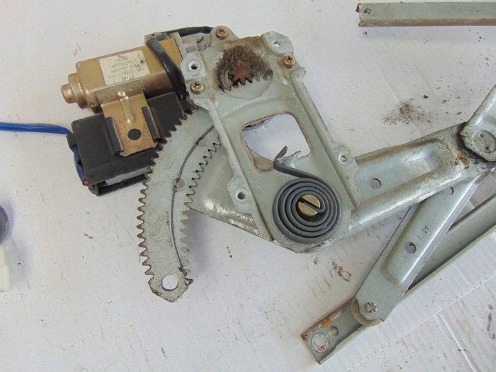 фото №6, Mitsubishi canter 94r подъемник стекла правый ele