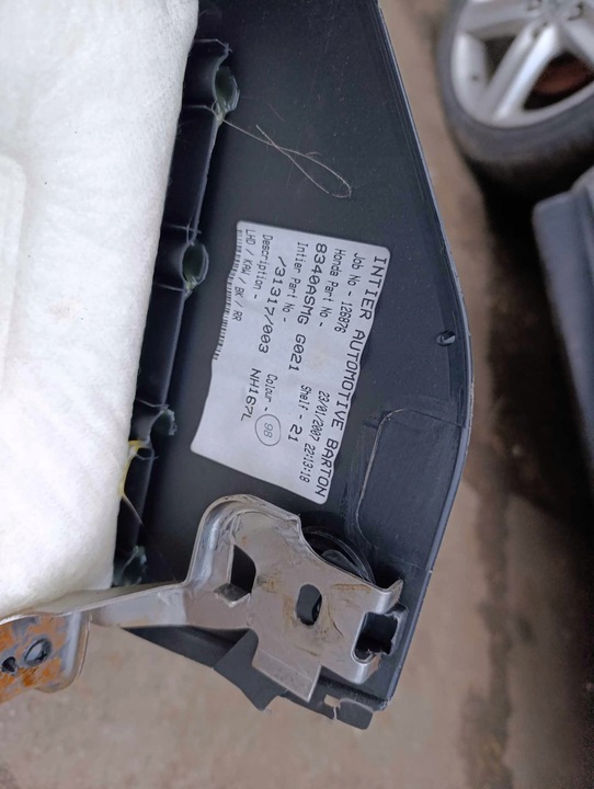 фото №6, Подлокотник honda civic viii ufo 3d hb