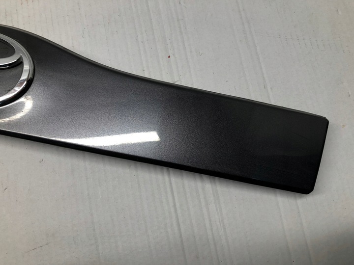 фото №15, Чорна накладка накладка кришки 76801-47050 toyota prius ii