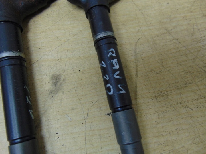 фото №11, Инжектор toyota rav4 iv 2.2 23670-26061