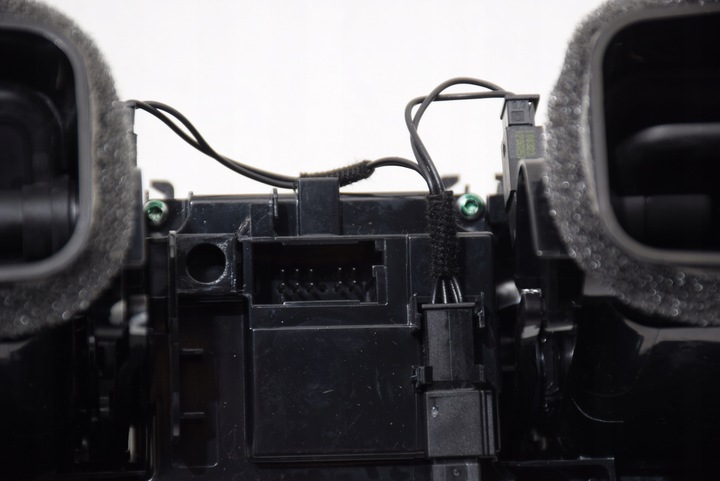 фото №14, Bmw x5 g05 x6 g06 x7 g07 средняя решётка воздуховод панель кондиционера