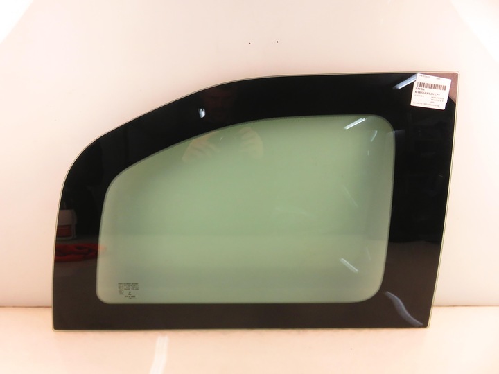 фото №1, Скло кузовна pt m1085615