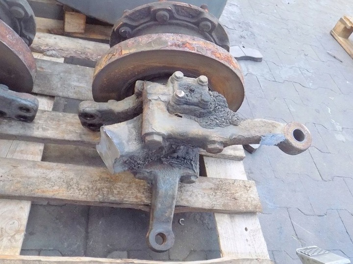 фото №5, Volvo fl6 220 2003r ступица левый перед 22.5