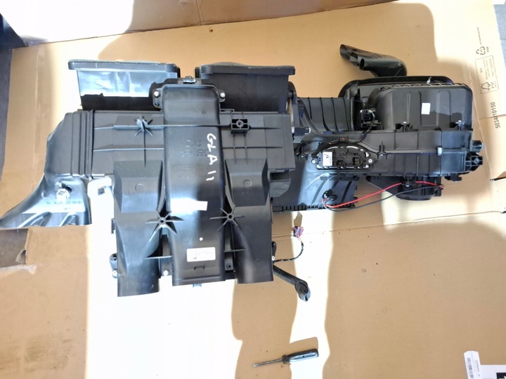 фото №1, Обігрівач повітродувка mercedes gla ii a2478302603 w247 x243