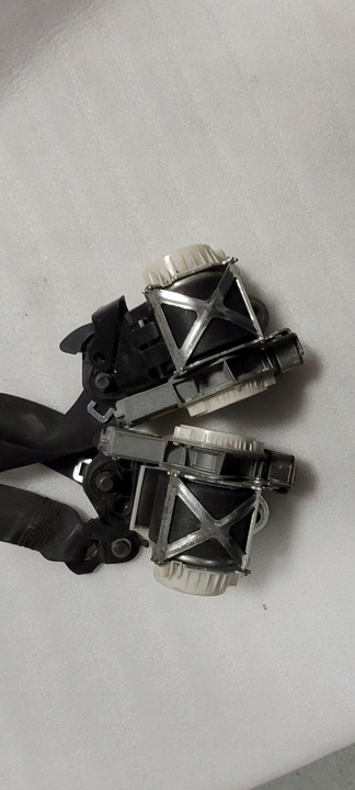 фото №12, 2x натягувач pas mercedes w204 glk 34074002d 34074000d оригінал демонтаж