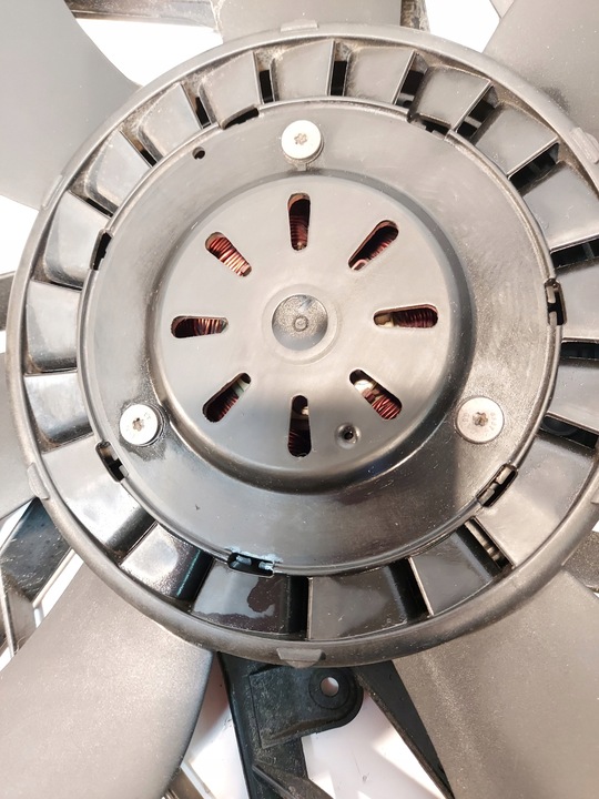 фото №8, Bmw f10 f11 вентилятор радиатор 2.0d n47 7575682