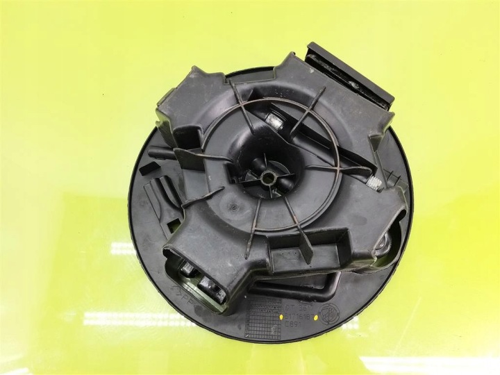фото №6, Ключ домкрат вкладка диски запасного комплект fiat croma ii 51716187 24422923