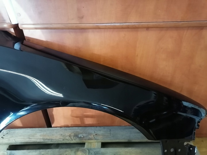 фото №4, Крило правий перед audi a4 b5 дорестайлінг ly9b з отвір na емблема