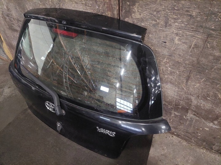 фото №10, Комплектний зад toyota yaris i рестайлінг 209 кришка бампер лампи
