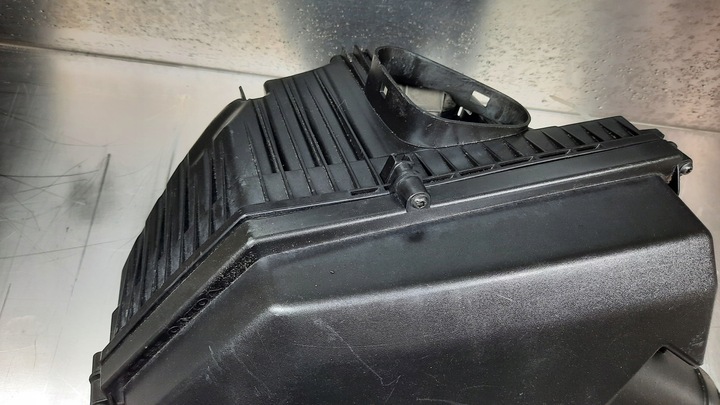 фото №5, Корпус фільтра повітря 31273658 volvo s60 v60