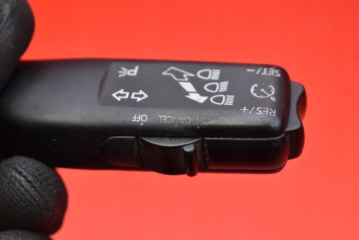 фото №7, Рулевой/подрулевой переключатель поворотник 1k0953513g seat leon 2 ii hb 05-09