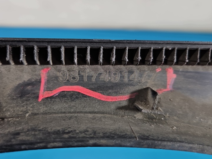 фото №10, Молдинг крила зад ліва peugeot 2008 i 13-19 9817491477