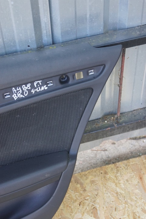 фото №5, Боковина двері праві зад audi a4 b8 s-line