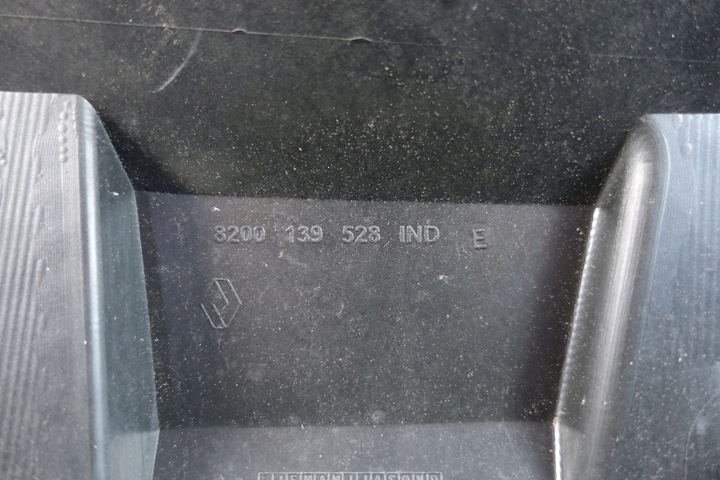 фото №11, Бампер перед переднее renault scenic ii 2003-2006