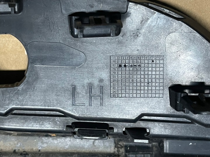фото №7, Nissan qashqai j11 решётка боковая бампера 62257hv20a