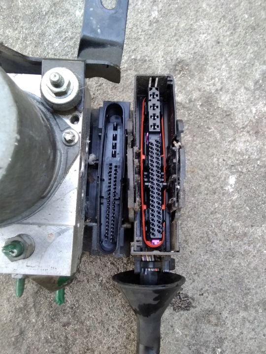 фото №8, Renault clio iii блок управления abs + штекер 8200890129
