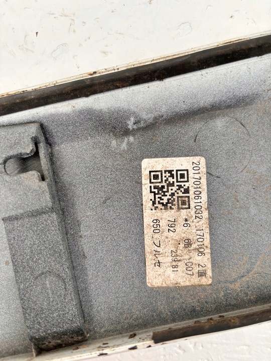 фото №12, Toyota rav4 рестайлінг 4 iv накладка планка кришки багажника хром зад 76812-42090