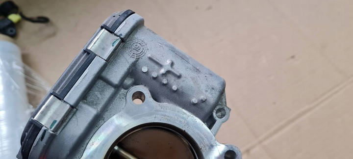 фото №8, Q5 80a дроссельная заслонка воздуха 2.0 tfsi 06k133062an vw audi