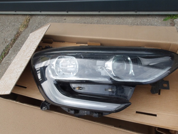 фото №9, Лампи фара ліва права перед renault megane iv довгий led