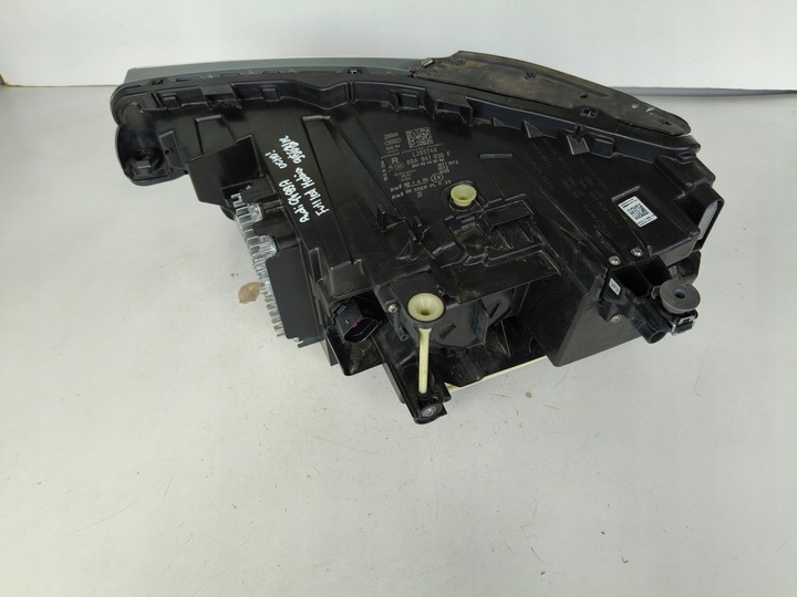 фото №5, Лампа правая фара audi q4 89a полный led matrix